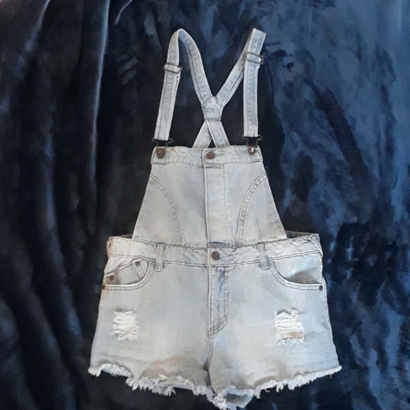 Washed/faded Jeans color, overall - Picture 2 of 4